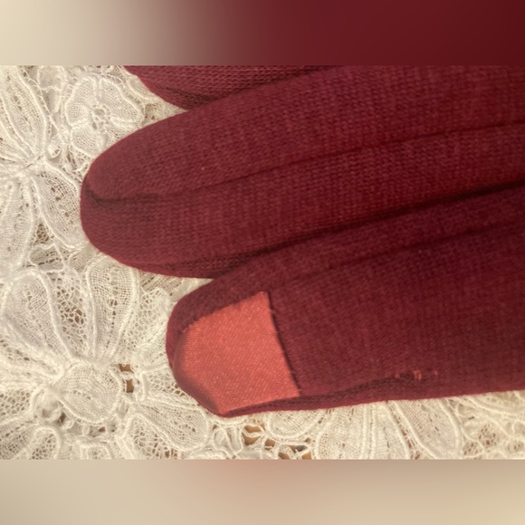 NWT EMBELLISHED Gloves Jack & Missy fleece lined texting gloves BURGUNDY… - Picture 4 of 10